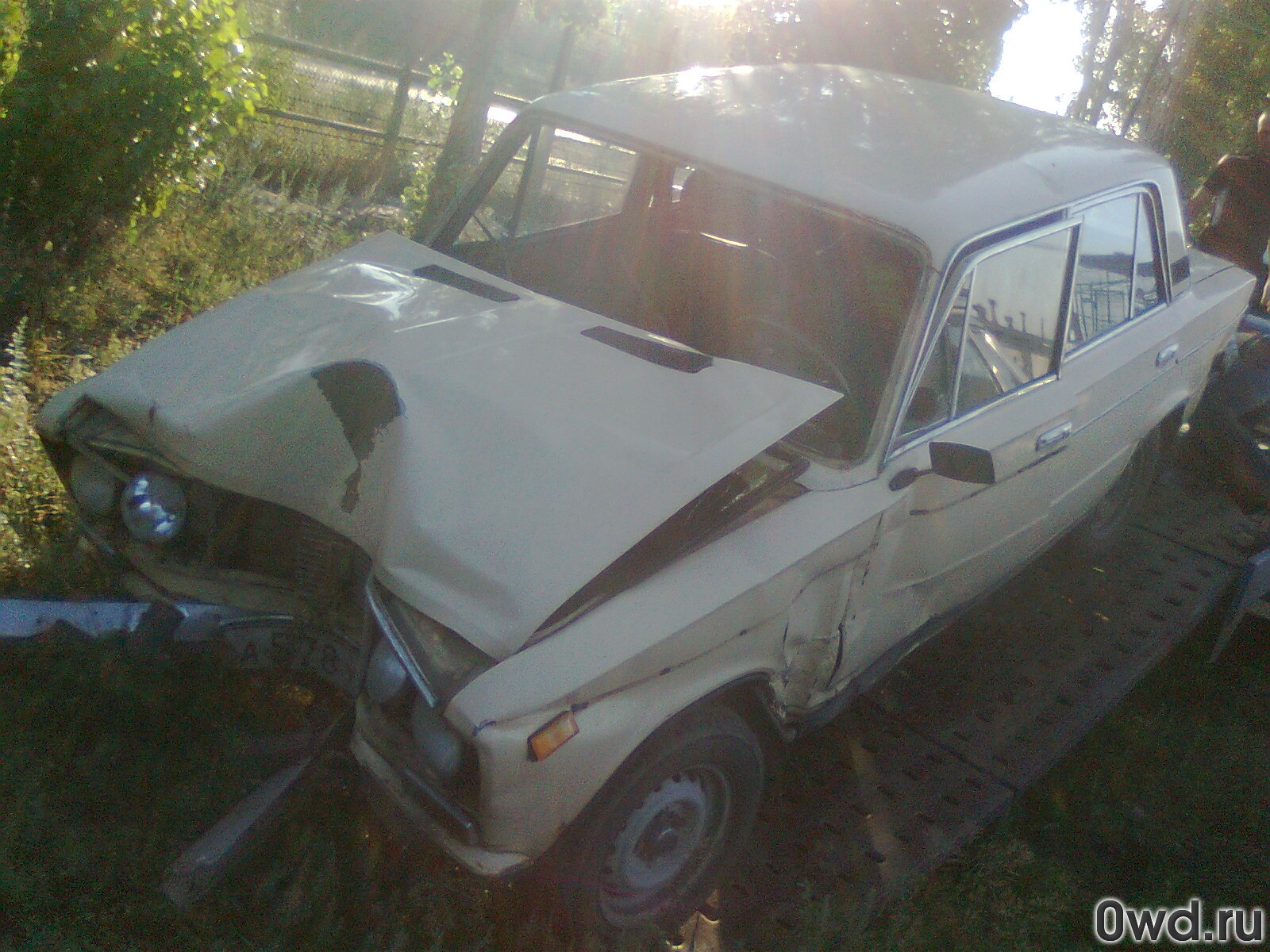 Битый автомобиль LADA (ВАЗ) 2106 (1988) в Саратове